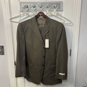 NEW Joseph Abbound Suit Set